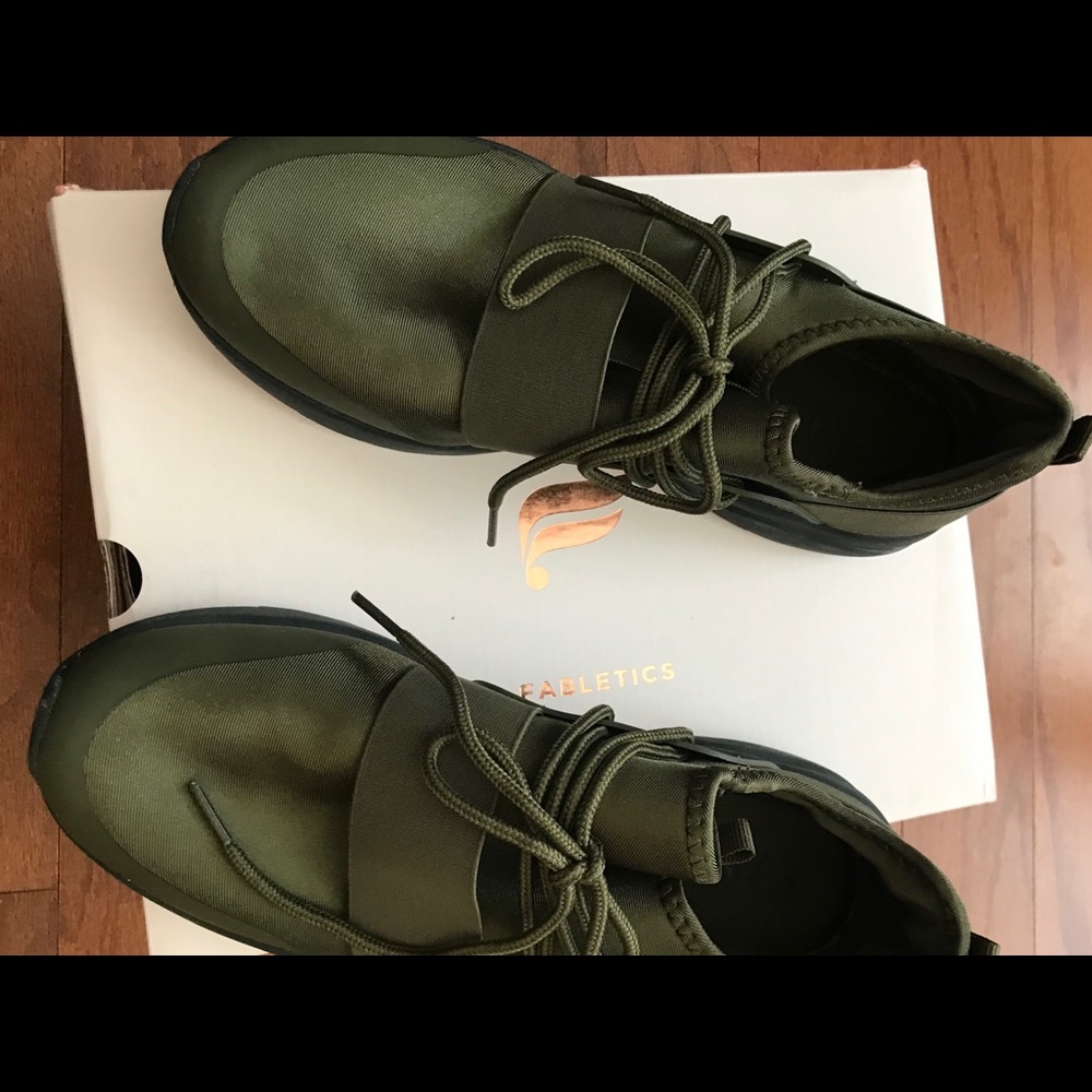 Sneakers